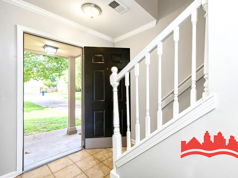 6945 Ginwood Cv — Photo 6