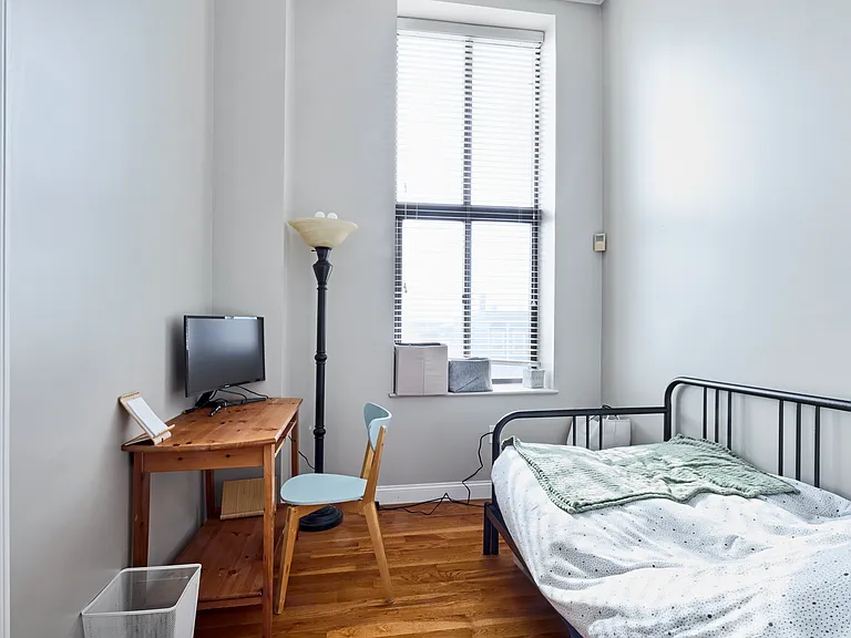 841 Parker St #306 — Photo 18