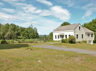 24 Cadystone Dr, Dedham, ME 04429