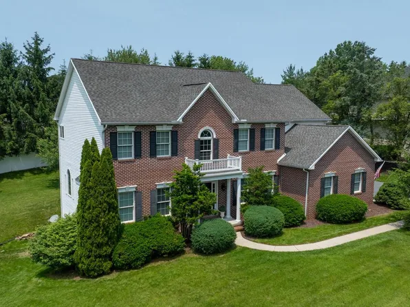 3620 Golfview Dr, Mechanicsburg, PA 17050
