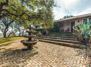 7836 Summit Cir, San Antonio, TX 78256