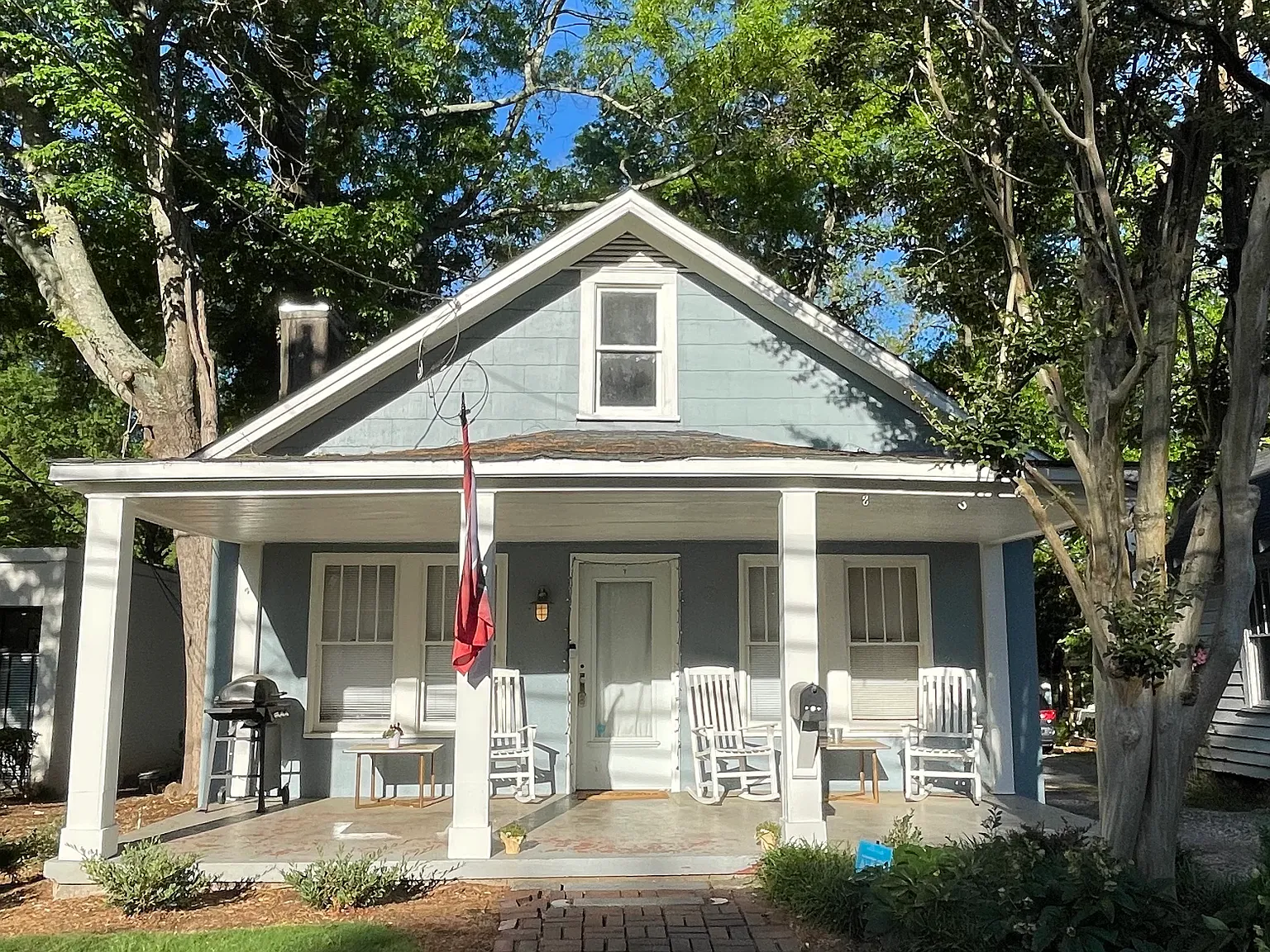 3 bed, 2082 sqft, $5,025 — Photo 1