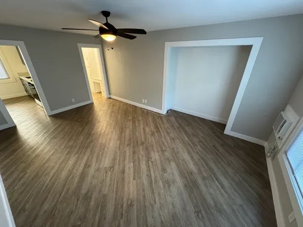 5412 Carlton Way #8, Los Angeles, CA 90027