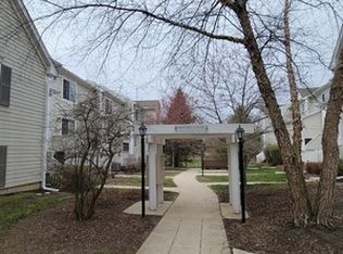 59 S Treehouse Ln #59, Round Lake, IL 60073