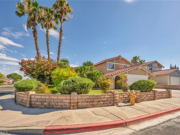 8701 Isola Dr, Las Vegas, NV 89117