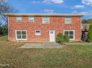 240 Mill View Dr, Pigeon Forge, TN 37863