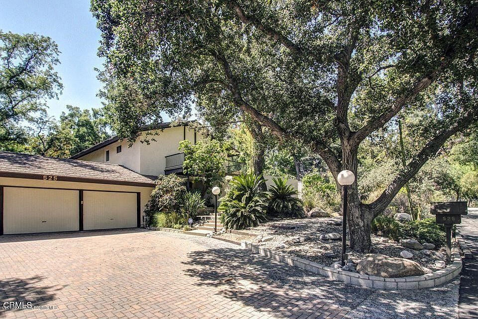 1st image of 525 Knight Way