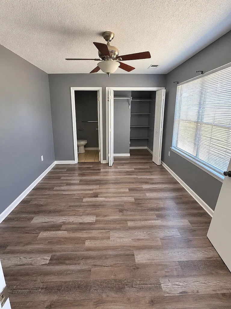3 bed, 2.0 bath, 1224 sqft, $1,200 — Photo 3