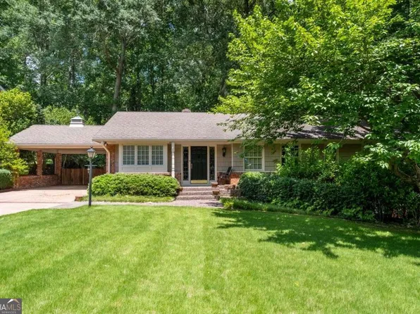 2917 Rockingham Dr NW, Atlanta, GA 30327