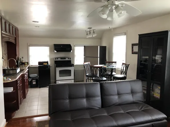 3503 Memorial St, Alexandria, VA 22310