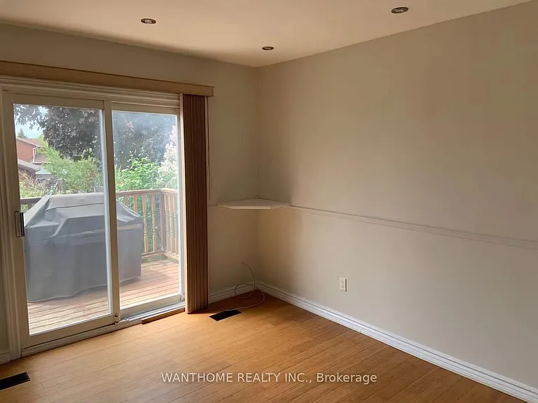 2710 Harewood Ct — Photo 7
