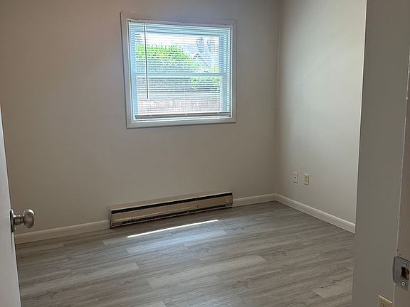 5th image of 125 Berwick Dr #B-129