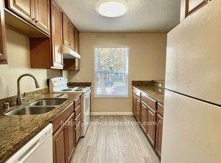 618 N 3rd St #8, San Jose, CA 95112