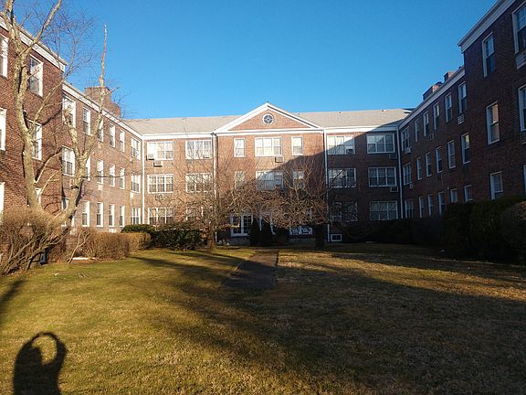 2nd image of 819 Broadway APT 3N