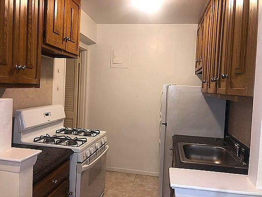 5th image of 110-48 72nd Ave #7FE