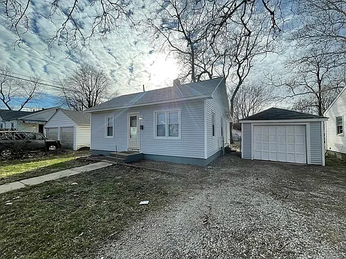 605 Swigart St Photo 1