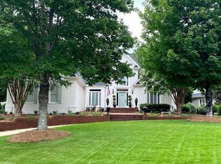 2 Bentford Ct, Simpsonville, SC 29681