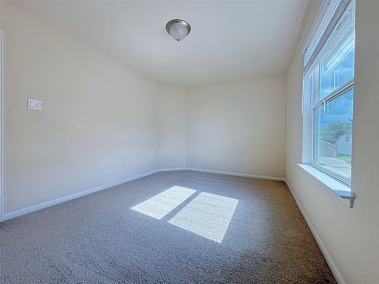 6034 Prince Place Dr — Photo 9
