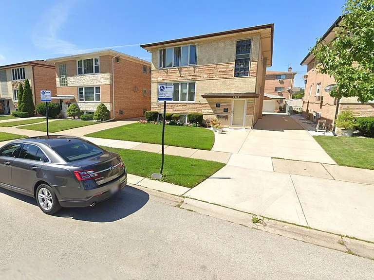 8532 W Berwyn Ave #2 — Photo 13