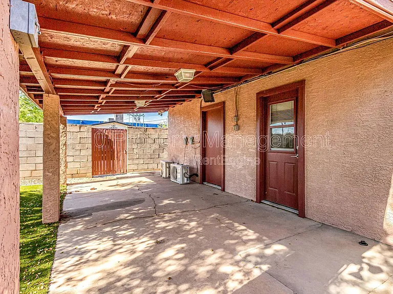 1626 W Taylor St #2 — Photo 15