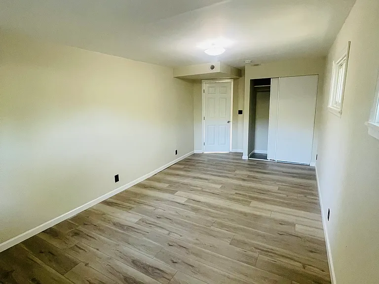 11814 44th Ave S — Photo 10
