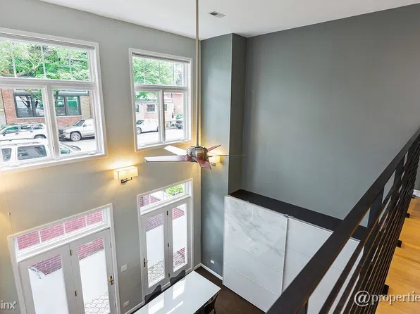 2040 W Wabansia Ave #1, Chicago, IL 60647