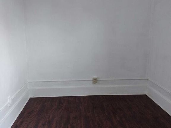 5th image of 124 Lake Ave