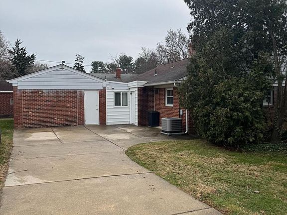2nd image of 700 Shawmont Ave