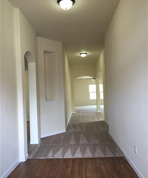 2622 Whitetip Ct — Photo 2