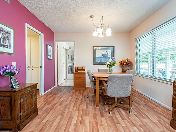 3rd image of 9708 W Pineridge Dr