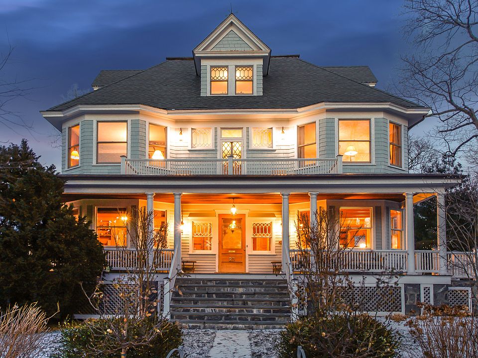 1st image of 25 Larchmont Ave