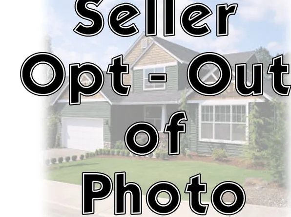 2121 Valley View Dr, Rocky River, OH 44116