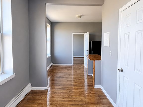 4th image of 329 Park Ave APT 3