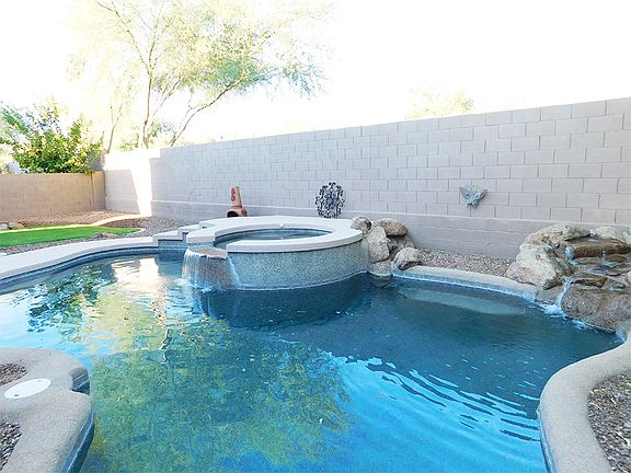 Heated Pool & Spa