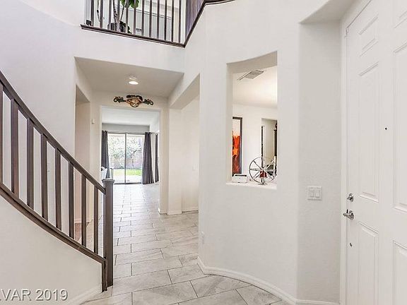 4th image of 7185 Pine Bridge Ct