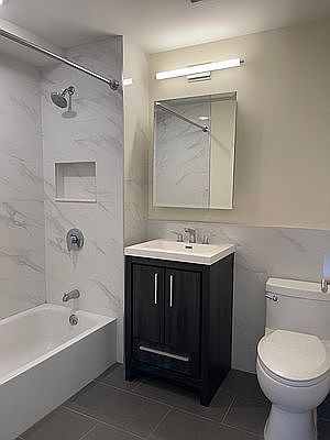 3rd image of 111 E 115th St APT 5B