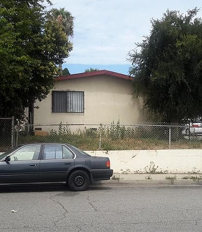1st image of 20521 Berendo Ave