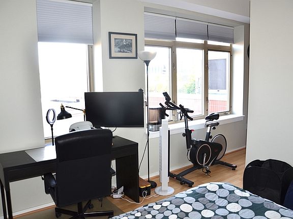 5th image of 35 Fay St Unit 609