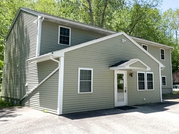 27 Quinebaug Ave, Putnam, CT