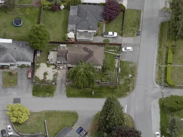 9678 Princess Dr, Surrey, BC V3V 2T4