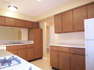 111 Fieldcrest St, Ann Arbor, MI 48103
