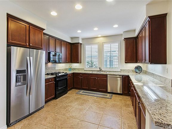 3rd image of 28506 Pietro Dr