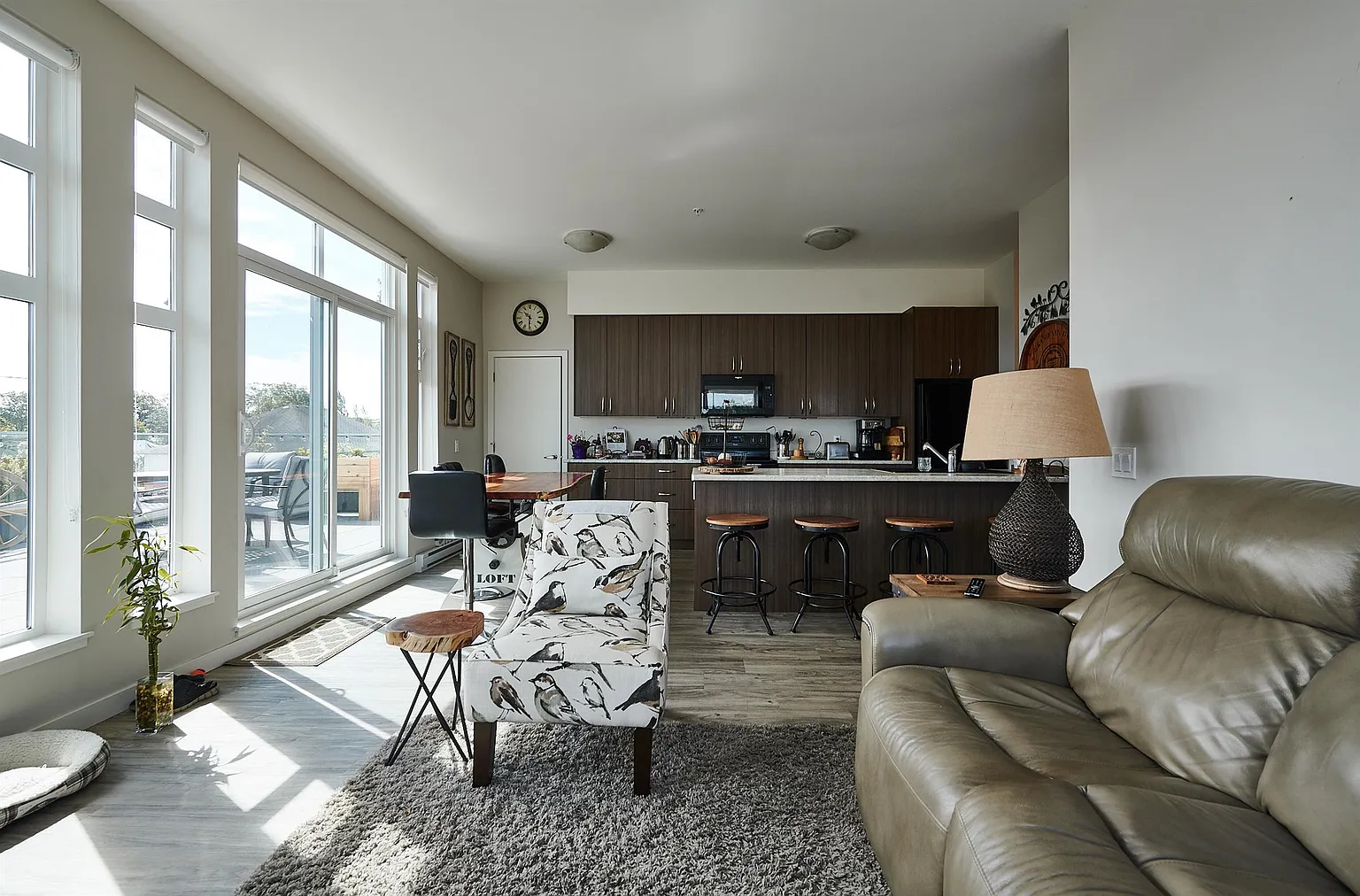 2560 Quadra St #859759 photo 1