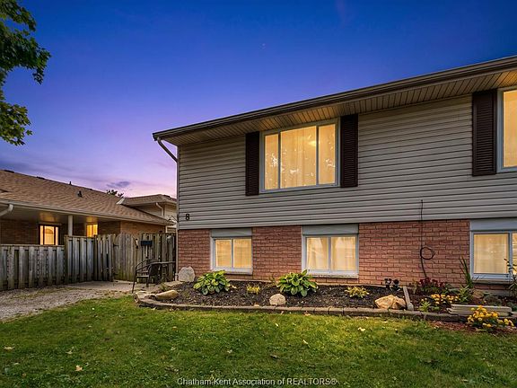 2nd image of 8 Timothy Cres
