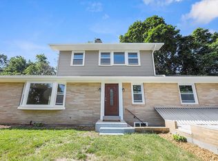 209 Clearview Rd, New Cumberland, PA 17070