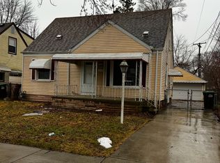 8232 Ziegler St, Taylor, MI 48180