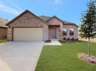 7533 Lavender Ln, Krum, TX 76249