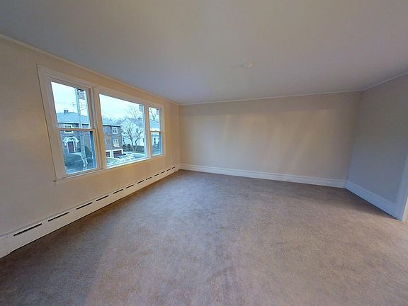 3rd image of 336 Hayward Ave