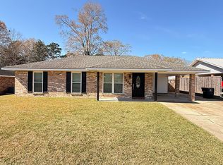 14261 Richardson Dr, Greenwell Springs, LA 70739