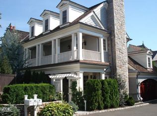 104 E Elm St, Greenwich, CT 06830